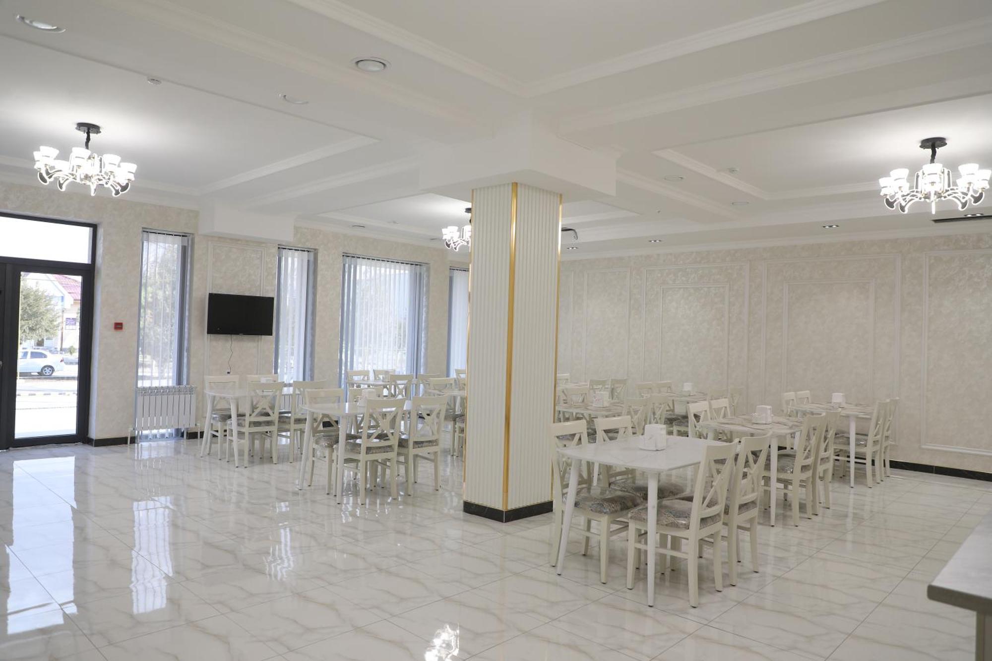 Status Hotel Karshi Extérieur photo