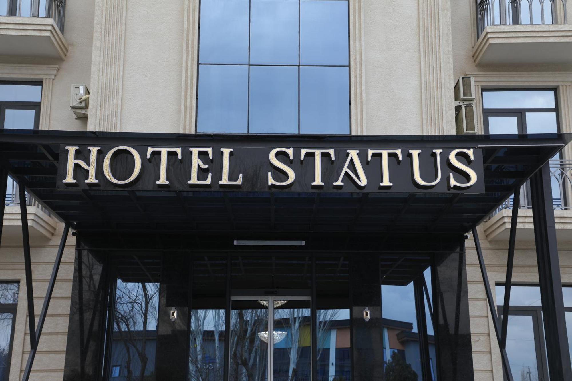 Status Hotel Karshi Extérieur photo